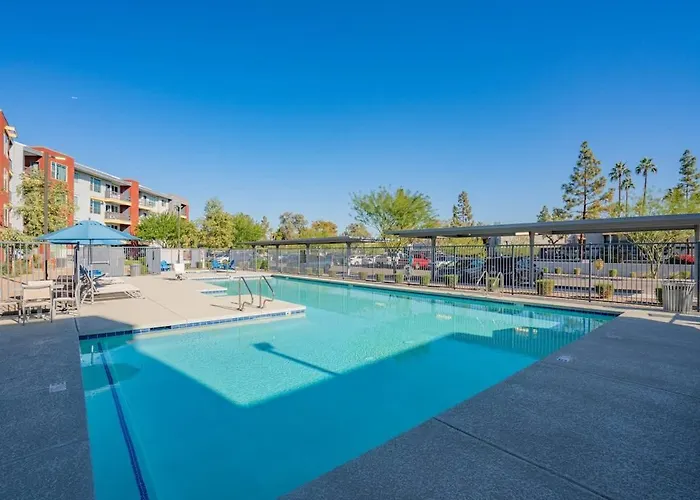 Prime Location With Balcony Pool Gym Wd Parking *