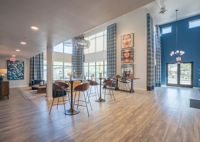 Prime Location With Balcony Pool Gym Wd Parking Tempe