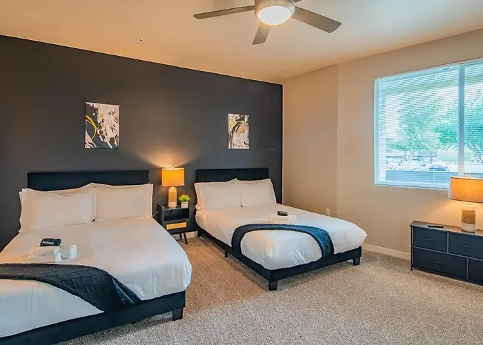Prime Location With Balcony Pool Gym Wd Parking * Tempe